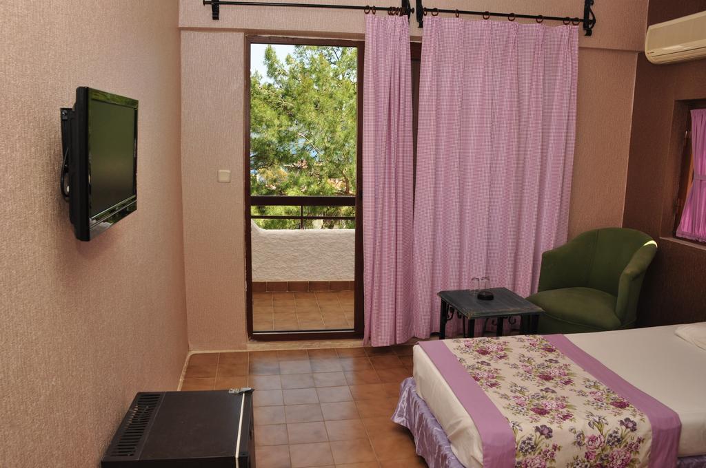 Halici Semera Holiday Village 马尔马里斯 外观 照片