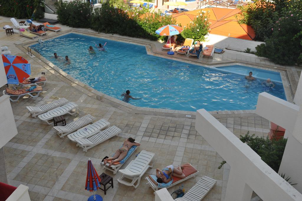 Halici Semera Holiday Village 马尔马里斯 外观 照片